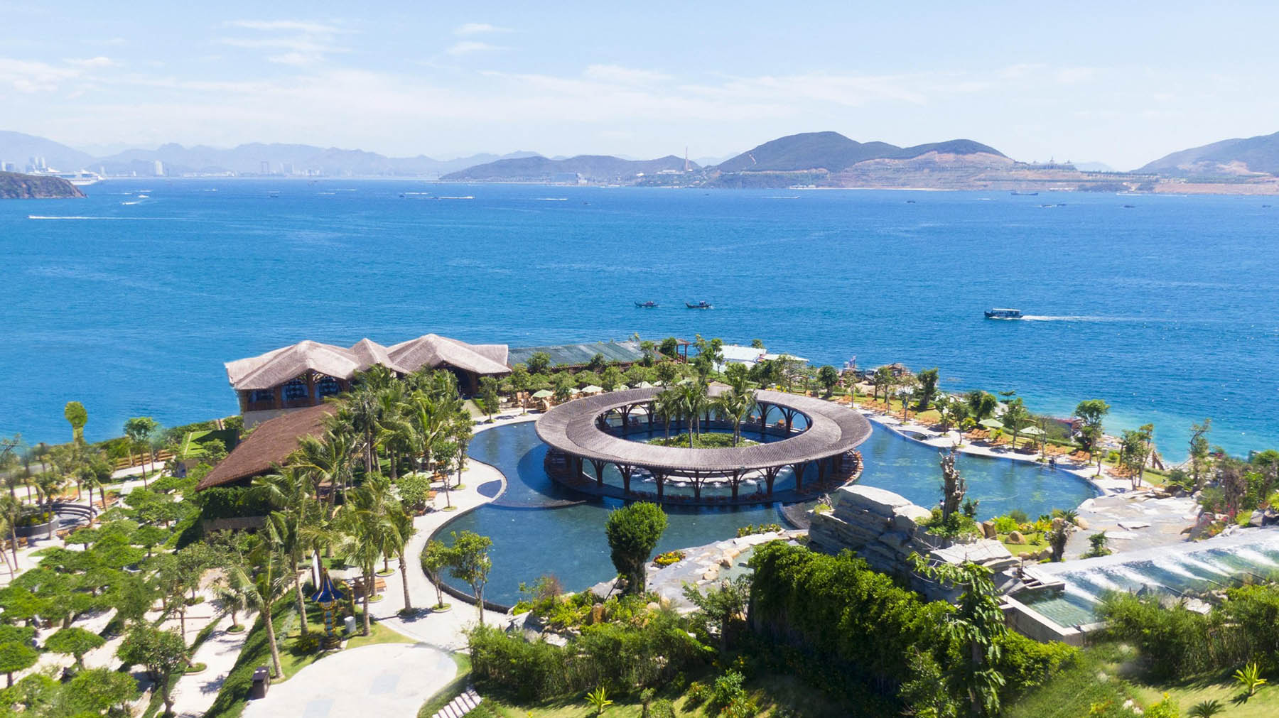 Tour Hòn Tằm Nha Trang 1 ngày