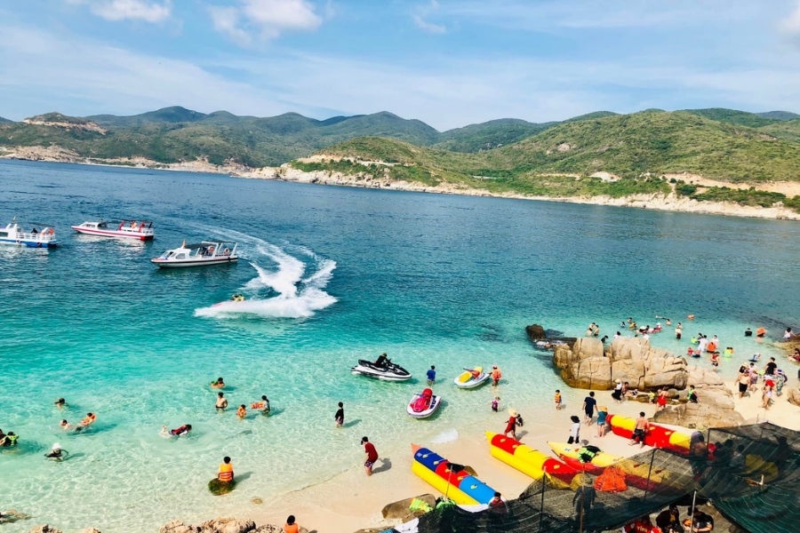 Tour Vịnh Vĩnh Hy 1 Ngày