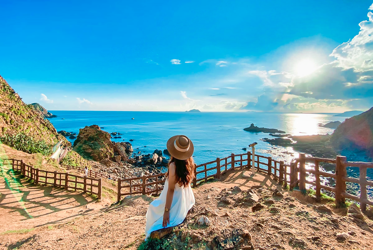 Tour Kỳ Co – Eo Gió Quy Nhơn 1 Ngày: Khám Phá Thiên Đường Biển Đảo